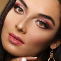 Freshlook Honey Contact Lens. 
