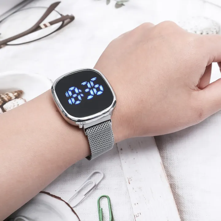 Luxury%20magnet%20buckle%20digital%20watches%20for%20women%20rose%20gold%20led%20quartz%20watch%20-%20Image%203