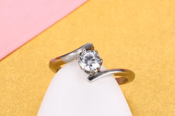 Luxury%20Design%20Trendy%20Finger%20Rings%20For%20Women%20-%20Image%202