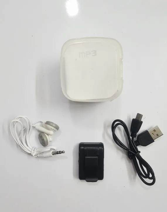 Star%20Shop%20MP3%20Mini%20Music%20Player%20With%20Clip%20-%20Image%202
