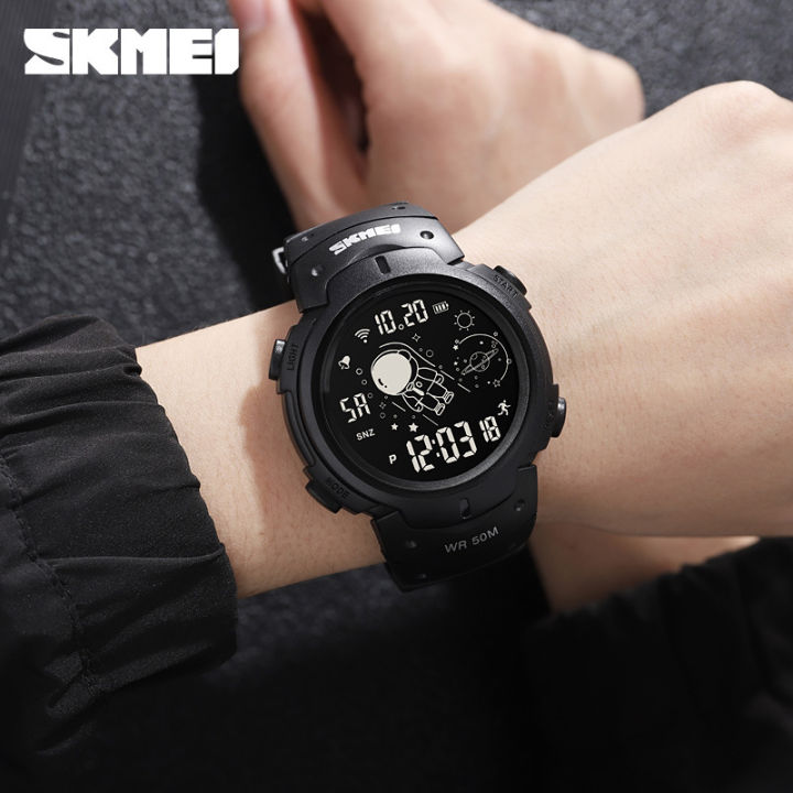 Skmei%20Digital%20Waterproof%20Wristwatch%20Man%20Sport%20Fashion%20Cosmonaut%20Watch%20For%20Men%20Dial%20Time%20Led%20Display%20Clock%20Relogio%20Masculino%201820%20-%20Image%207