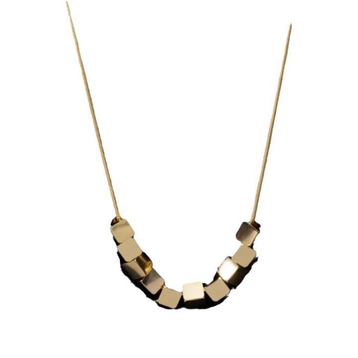Necklace%202023%20new%20girl's%20small%20square,%20snake%20bone%20clavicle%20chain,%20light%20luxury,%20titanium%20steel,%20niche%20design,%20simple%20French%20-%20Image%205
