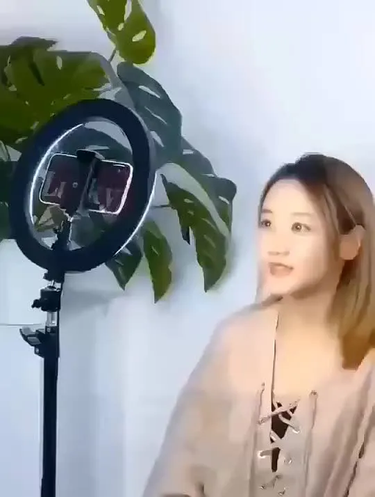 14-Inch%20Ring%20Light%20with%20Adjustable%20Stand%20%E2%80%93%20Enhance%20Lighting%20for%20Photography%20and%20Videos%20-%20Image%205