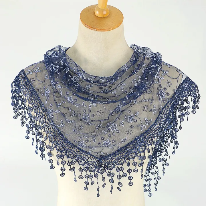 New%20Women%20Triangle%20Scarf%20Church%20Prayer%20Shawl%20Embroidered%20Lace%20Veil%20Floral%20Tassel%20Veils%20mantillas%20for%20the%20Church's%20Tassel%20Scarve%20-%20Image%203