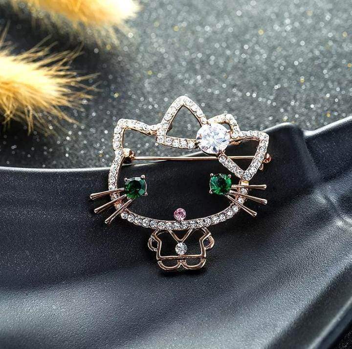 HELLO%20KITTY%20brooch%20for%20women%20crystal%20Rhinestone%20lightweight%20brooch%20hijab%20safety%20pin%20for%20girls%20and%20women%20-%20Image%204