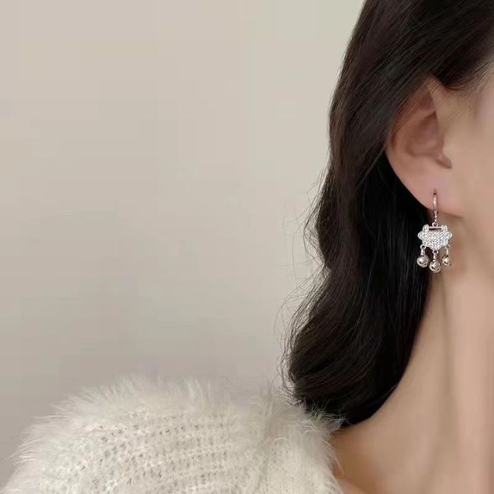 Douyin step by step, Chinese style, Ping An lock ear buckles, female tassels, bell earrings, temperament, light luxury earrings