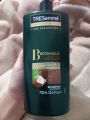 TRESemme Botanique Nourish & Replenish Shampoo With Coconut Oil & Aloe Vera, 700 ml (Made in UAE).