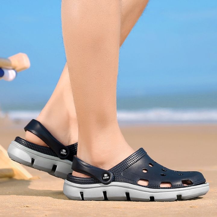 Spring%20And%20Summer%20Soft%20Bottom%20Men%20Beach%20Shoes%20Hollow%20Breathable%20Travel%20Sandals%20Slippers%20-%20Image%207