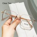 Stylish Square Anti-Blue Light Glasses for Women Retro Clear Frame Anti Radiation Glasses Korean Style Transparent Glasses.