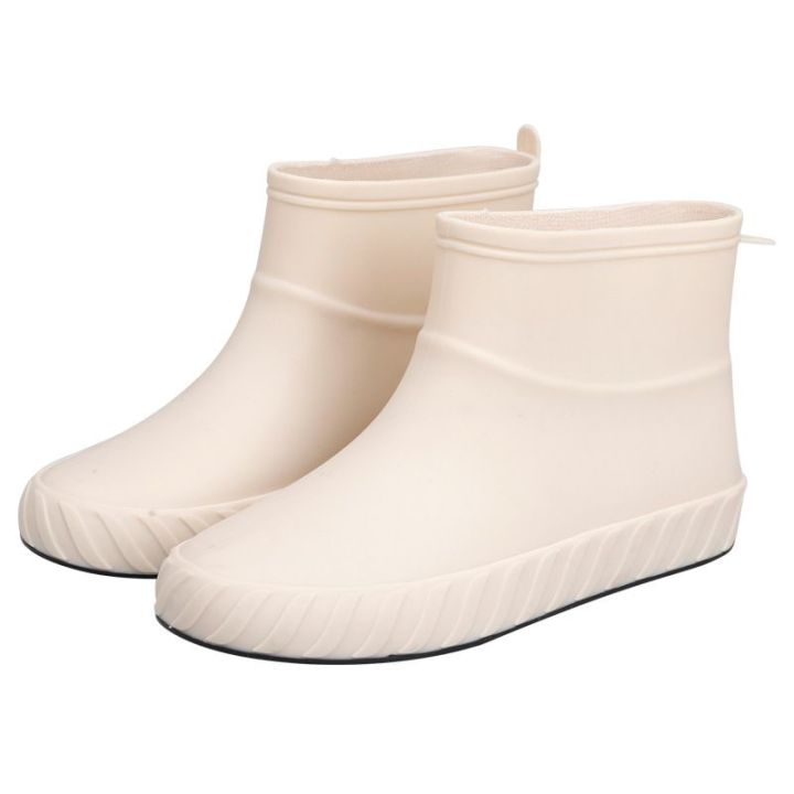 Japanese%20Rain%20Shoes%20Women%20Non-Slip%20Tendon%20Bottom%20New%20Stylish%20Rubber%20Shoes%20Work%20Rain%20Boots%20Women's%20Short%20Waterproof%20Boots%20-%20Image%207