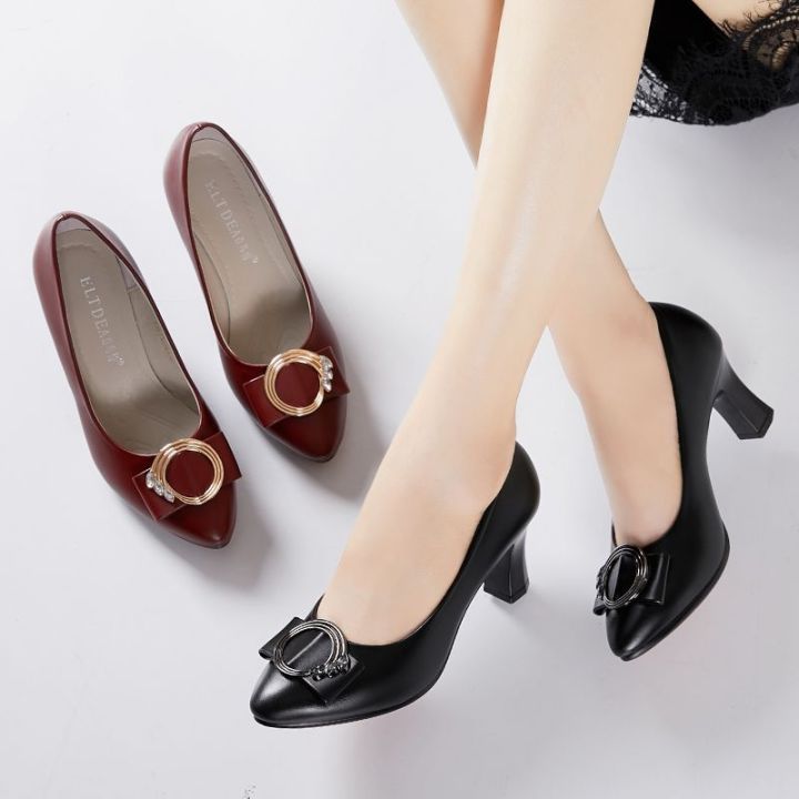 Spring%20and%20Autumn%20Women's%20Shoes%20Authentic%20Leather%20Work%20Shoes%20Black%20Low-Cut%20Professional%20Lady%20Leather%20Shoes%20Mid-High%20Heel%20Versatile%20Middle-Aged%20Women's%20Shoes%20-%20Image%205