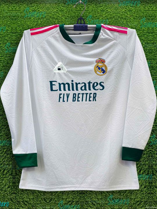 Real%20Madrid%20Full%20Sleeve%20Jersey%202026/2027%20Premium%20Football%20Jersey%20For%20Men%20-%20Long%20Sleeve%20Club%20Jersey%20-%20Real%20Madrid%20Jersey%202026%20-%20Image%203