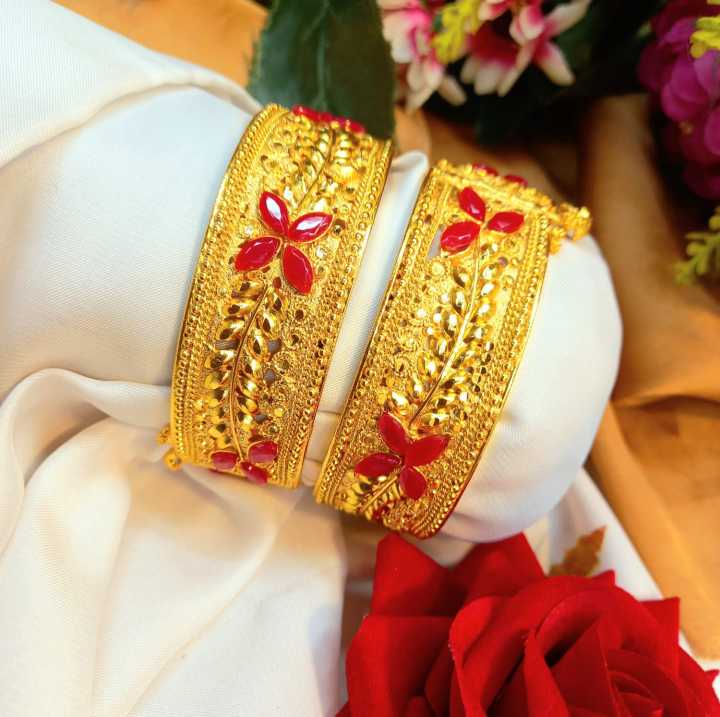 gold%20plated%20Indian%20ruli%20(bala)%20for%20women%20-%202%20piece%20-%20Image%204