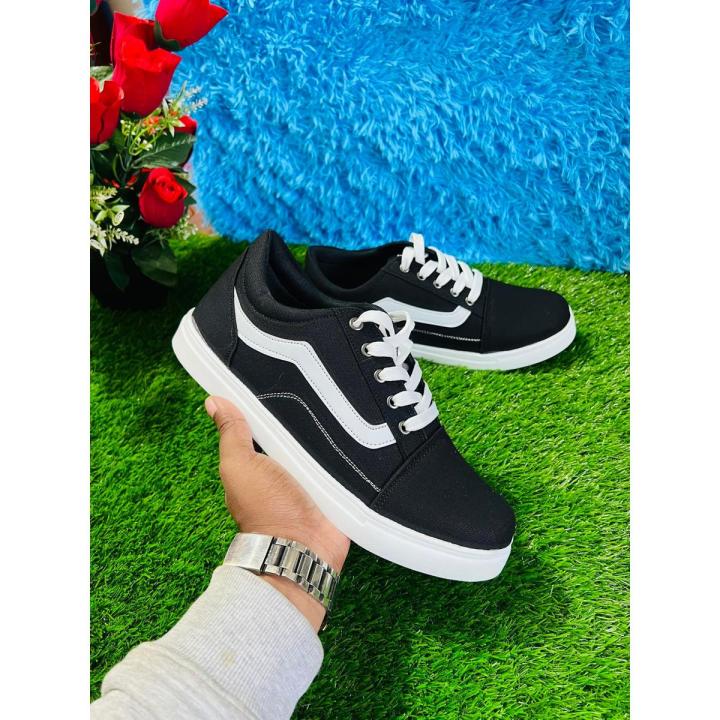 High-Quality Sneakers Men Casual Shoes Stylish And Lightweight