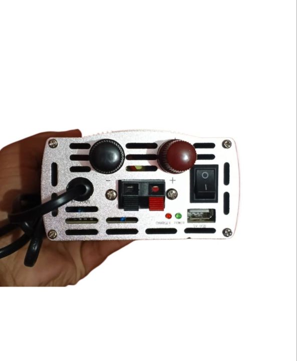 Jongfa%202000W%20Solar%20Inverter%20(4%20in%201)%2012V%20DC%20to%20220V%20AC%20with%20IPS%20function%20+%2020A%20Battery%20Charger%20+%20USB%20-%20Image%203
