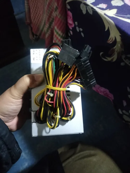 550W%20Power%20Supply%20For%20Pc%20Desktop%20-%20Reliable%20And%20Efficient%20Power%20Delivery%20For%20Optimal%20Performance%20-%20Image%204