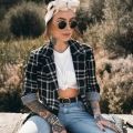 Men Round Metal Sunglasses.