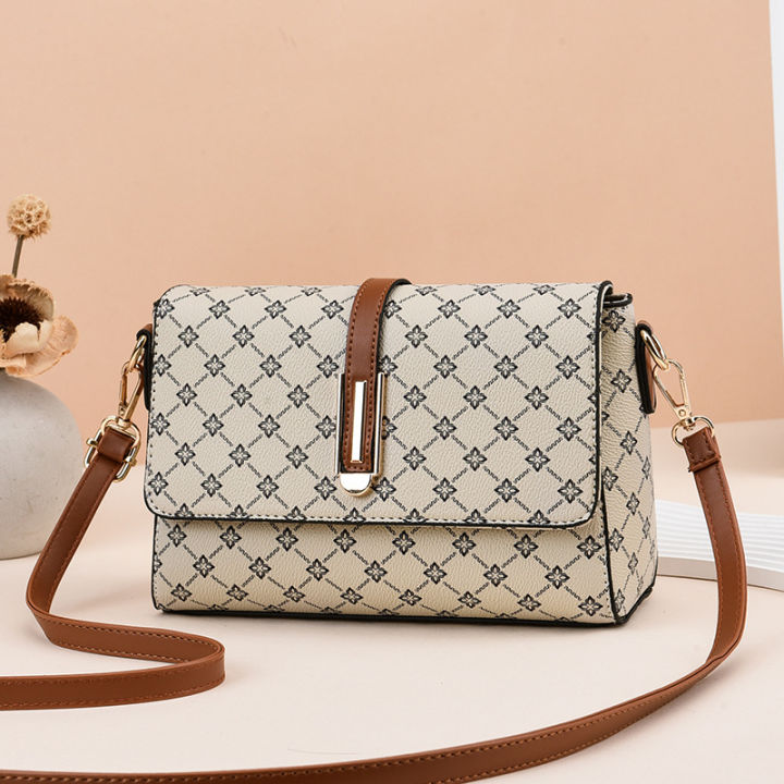 Middle-aged%20mom%20bag%202024%20new%20fashion%20crossbody%20bag%20Korean%20version%20simple%20casual%20send%20mom%20mother-in-law%20shoulder%20bag%20on%20behalf%20of%20the%20delivery%20-%20Image%206