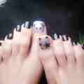 24Pcs Shiny Artificial False Toe Nails Navy Blue Bloom Toenails With Design Press On Manicure Tools.