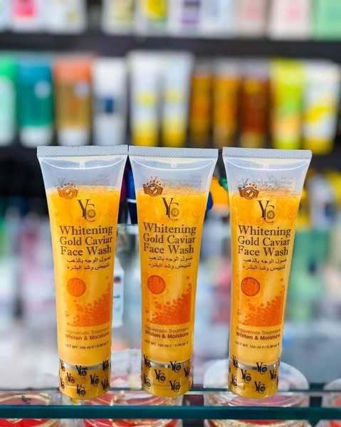 YC%20Gold%20Caviar%20Whitening%20Face%20Wash%20-%20Image%205