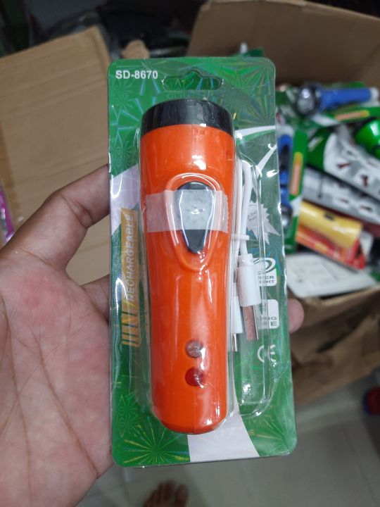 Rechargeable%20Led%20Flash%20Sd%208670%20Torch%20Light%20-%20Illuminate%20Your%20Path%20With%20The%20Rechargeable%20Led%20Torch%20Light%20-%20Image%204