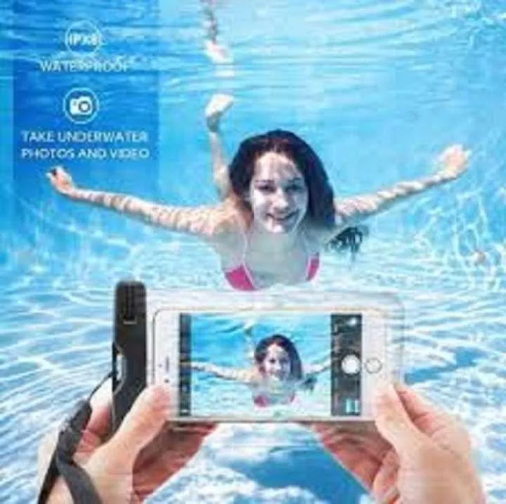 Waterproof%20Mobile%20Pouch%20Tour%20And%20Swiming%20Bag%20-%20Image%202