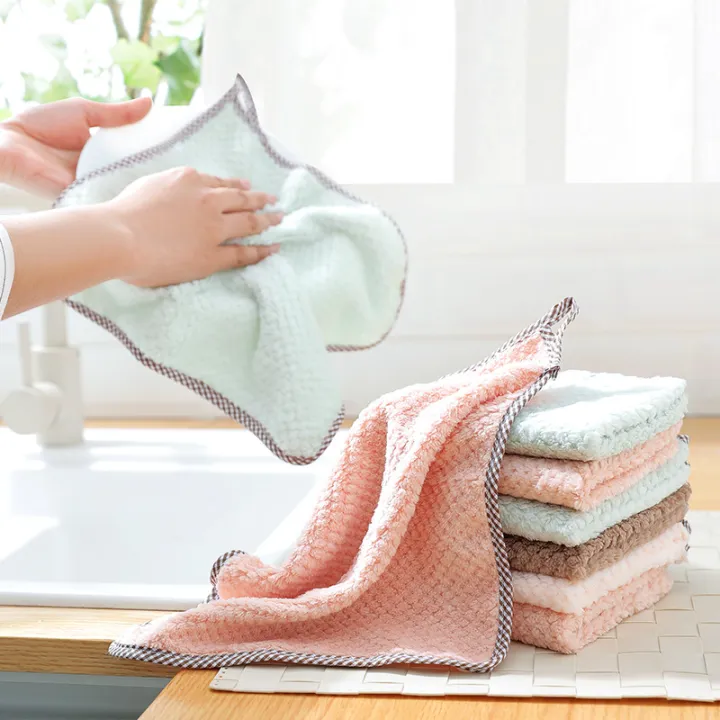 Extra%20Absorbent%20Microfibre%20Towel%20for%20Kitchen,%20Car%20Cleaning,%20Bike%20Cleaning%20-%20Image%208