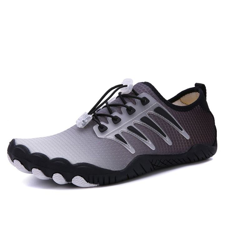 Outdoor%20Wading%20Shoes%20Men's%20and%20Women's%20Quick-Drying%20Upstream%20Shoes%20Snorkeling%20Shoes%20Amphibious%20Non-Slip%20Beach%20Shoes%20Thick%20Bottom%20Swimming%20Shoes%20-%20Image%204