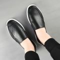 Chef Shoes Non-Slip Waterproof Hotel Work Shoes Oil-Proof Breathable Casual Work Shoes Leather Sandals Men's Soft Bottom Spring and Summer.