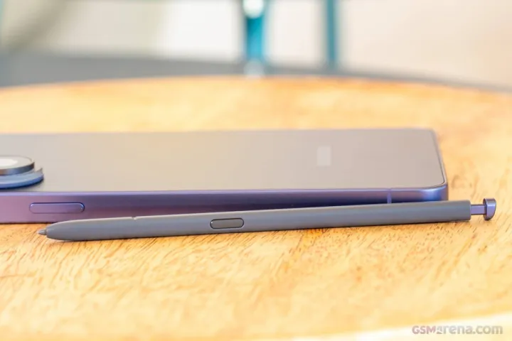 Samsung%20Galaxy%20S26%20Ultra%205g%20(12+256GB)%20Unofficial%20-%20Image%205