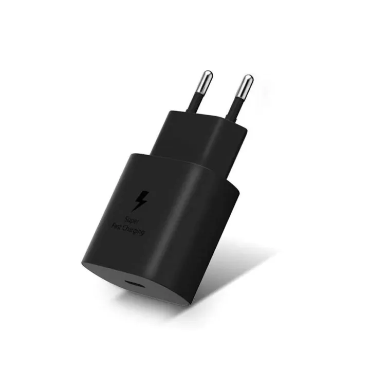 25-Watt%20Fast%20Charger%20with%20Type-C%20Cable%20for%20Samsung%20Galaxy:%20Quick%20Charging%20for%20Samsung%20Devices%20-%20Power%20Up%20in%20No%20Time%20-%20Image%202
