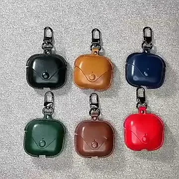 AirPods%20Pro%202nd%20Gen%20PU%20Leather%20Case%20-%20Shockproof%20with%20Loss%20Prevention%20Clip%20-%20Image%202