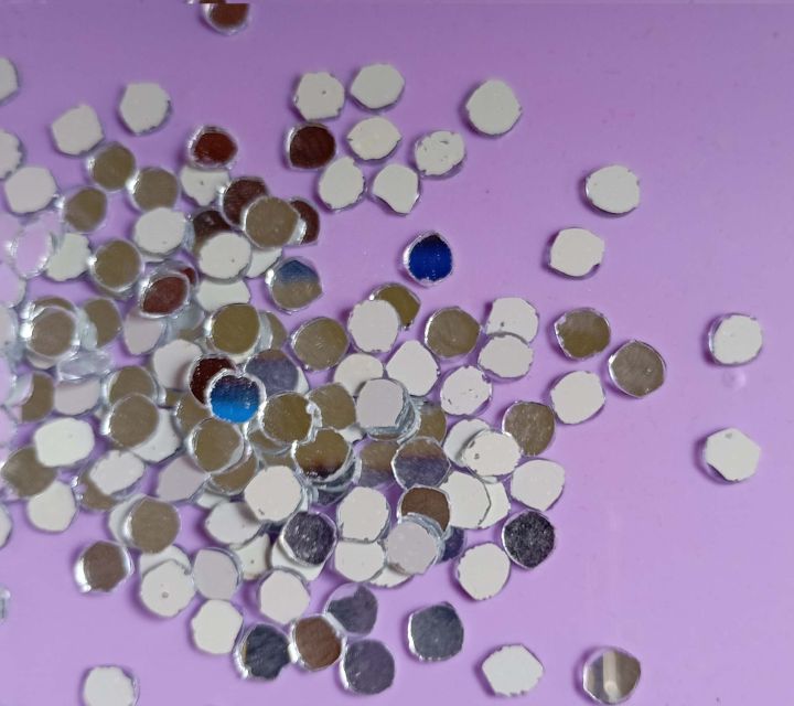 6mm%20(0.6%20cm)%20Round%20Shape%20Mirror%20for%20Lippan%20Art,%20Jewellery%20Making,%20Arts%20&%20Crafts%20Mosaic%20Tiles,%20Embroidery%20Works%20in%20Cloths%20-%20Image%206