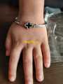 Alloy material Four-leaf clover bracelet.
