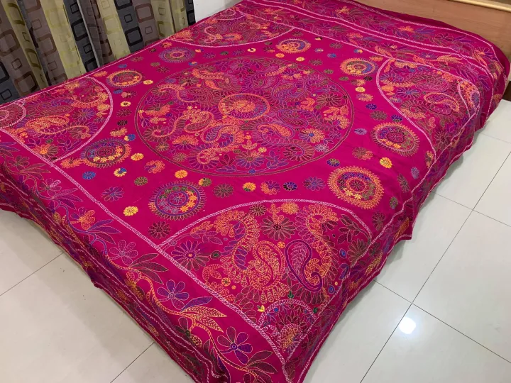 Handmade%20Cotton%20Nakshi%20Kantha%20in%20Multi-Color%20-%20Artisan%20Craftsmanship%20for%20Winter%20Warmth%20-%20Image%202