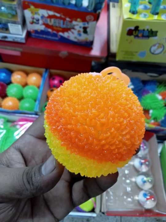 Generic%20Silicone%20Flash%20Candy%20Ball%20With%20Crystal%20Design%20And%20Silicone%20Ring%20Strap%20Suitable%20For%20Kids%20-%20Blue%20Pink%20-%20Image%204