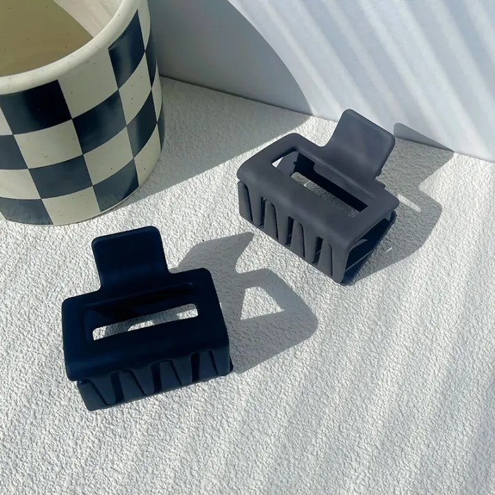 Fashion%20Simple%20Square%20Matte%20Geometry%20Small%20Hair%20Clips%20For%20Women%20Girls%20Elegant%20Hairpin%20Shark%20Clip%20Headwear%20Hair%20Accessories%20Podazz%20-%20Image%203
