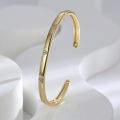 B0167 French Entry Lux Niche Design Triangle Texture Bracelet Female Brass Gold-Plated Micro-Inlaid White Zirconium Bracelet. 