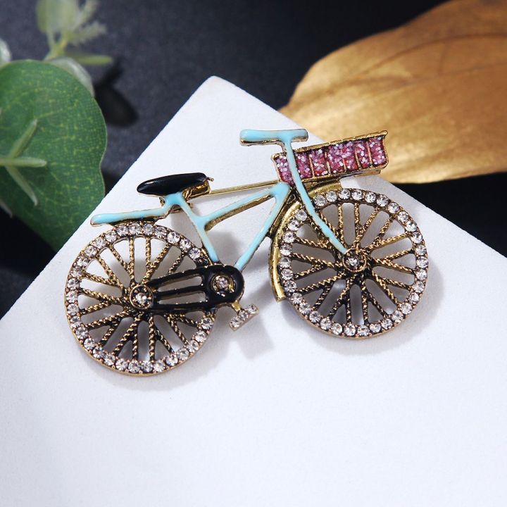 Cycle%20Brooch%20Hijab%20Safety%20Pin%20for%20Women%20-%20Image%203