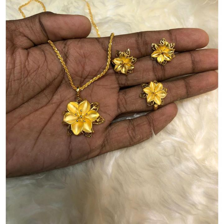 Pendant Thin Chain And Earring Gold Color Flower Design Sets For