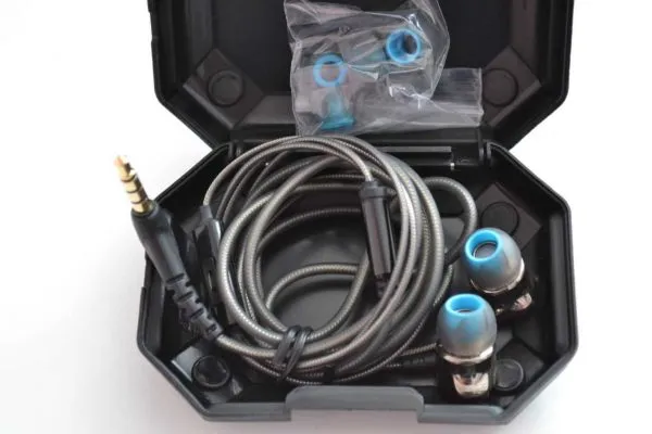 QKZ%20DM7%20Zinc%20Alloy%20In%20Ear%20HiFi%20Earphone%20Stereo%20Bass%20-Gray%20-%20Image%202