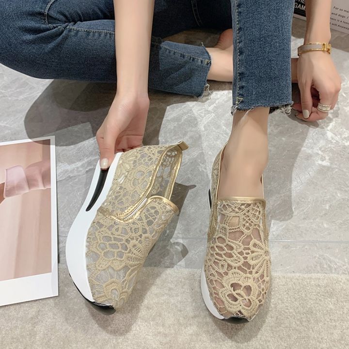 Trendy%20breathable%20lightweight%20fashion%20elegant%20drop%20shipping%20mesh%20upper%20thick%20sole%20sports%20casual%20shoes%20for%20ladies%20-%20Image%203