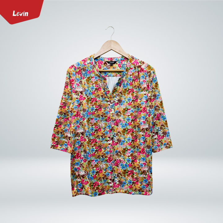 Ladies%20Three%20Quarter%20Sleeve%20Soft%20Floral%20Casual%20Tops%20With%20Knitted%20Bottom%20From%20Levin%20-%20Image%209