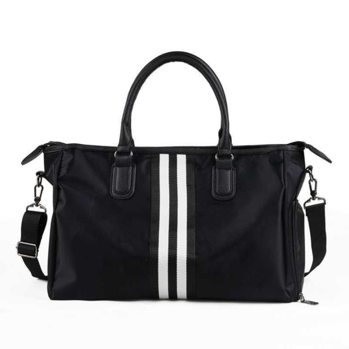 Portable%20Travel%20Bag%20Men's%20Fashionable%20Short%20Business%20Trip%20Travel%20Large%20Capacity%20Lightweight%20Duffel%20Bag%20Women's%20Waterproof%20Shoulder%20Bag%20Gym%20Bag%20-%20Image%209
