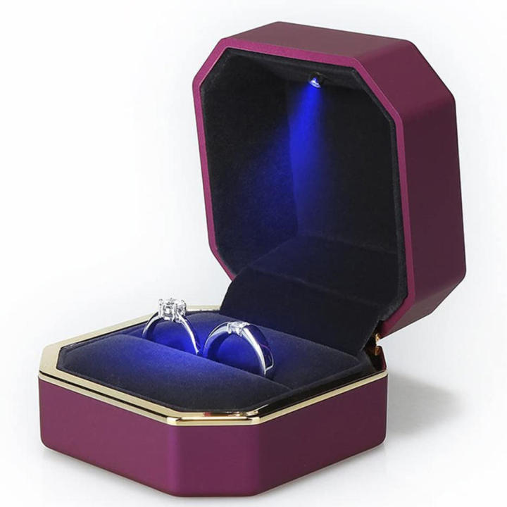 Square%20Velvet%20Wedding%20Ring%20Case%20Jewelry%20Gift%20Box%20with%20LED%20Light%20for%20Proposal%20Engagement%20Wedding%20Luxury%20Ring%20Box%20-%20Image%208