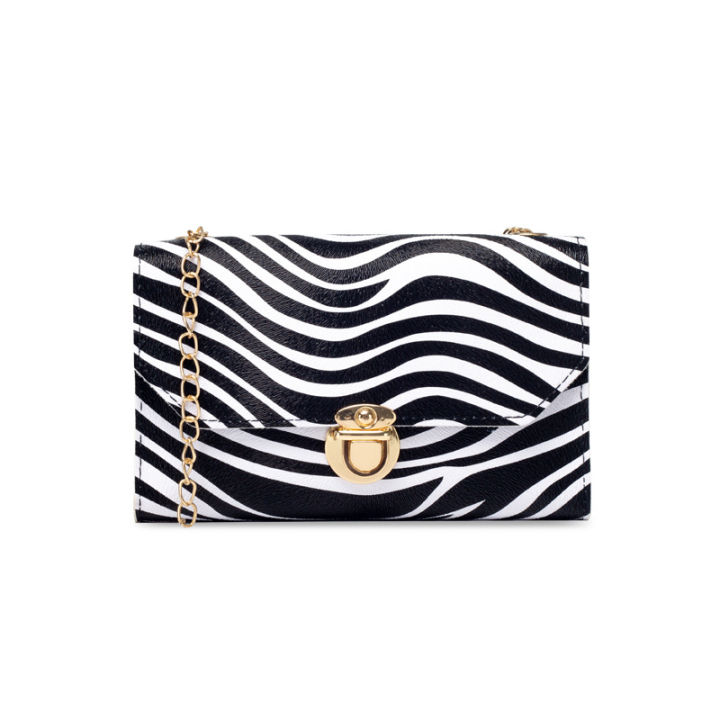 Women's%20Bag%20New%20Leopard%20Stripe%20Lock%20Chain%20Small%20Square%20Bag%20Leisure%20Phone%20Bag%20Small%20Bag%20small%20bag%20-%20Image%205
