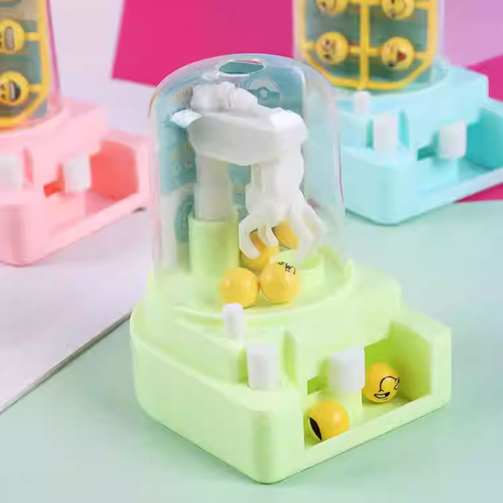 Mini%20claw%20machine%20for%20kids,%20game%20machine,%20educational%20toys,%20children's%20birthday%20sharing%20gifts,%20student%20class%20prizes%20-%20Image%204