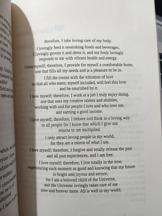 You%20Can%20Heal%20Your%20Life%20by%20Louise%20Hay%20%20(Premium%20Paperback)%20-%20Image%202