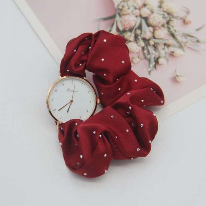 Fashionable%20Scranchies%20Stone%20Watch%20For%20Women%20/%20Silk%20Belt'S%20Modern%20Wrist%20Watch%20For%20Girls%20-%20Image%204