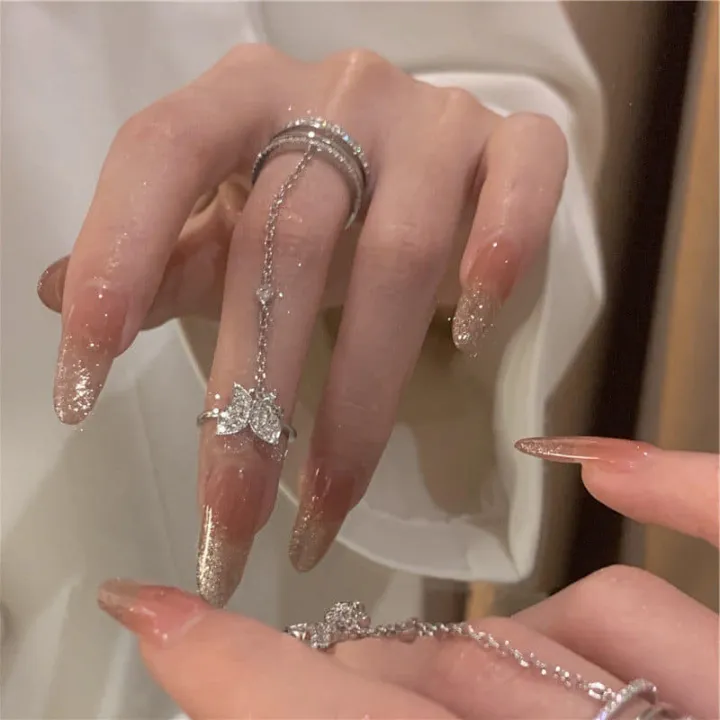 Double%20Finger%20Chain%20Rings%20For%20Women%20Tassel%20Butterfly%20Ring%20-%20Image%203
